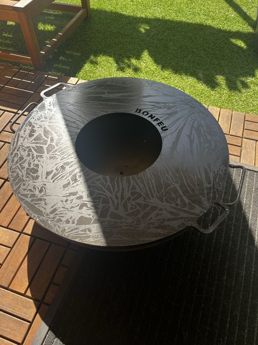Braseiro Grelhador Fire Bowl BonFeu com tampa BonPlancha