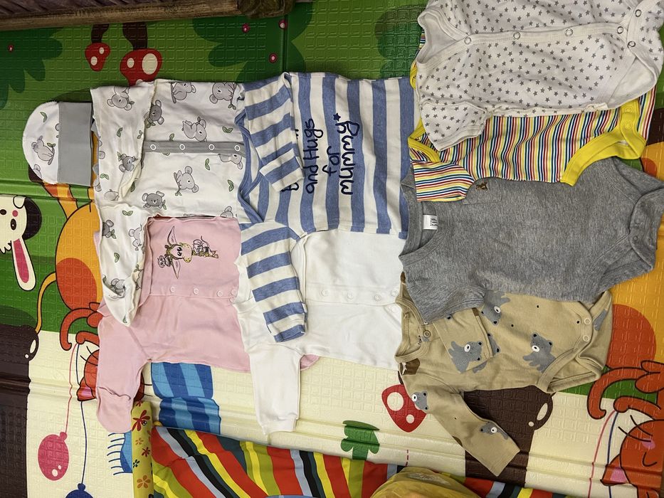 Продам пакет детских вещей