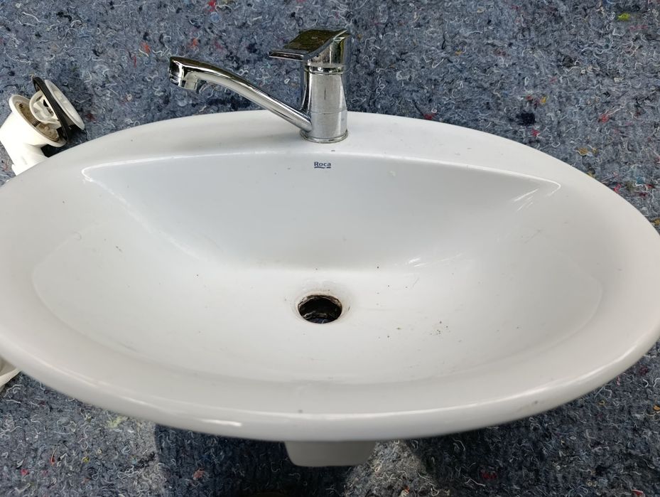 Umywalka z kranem z syfonem z demontażu