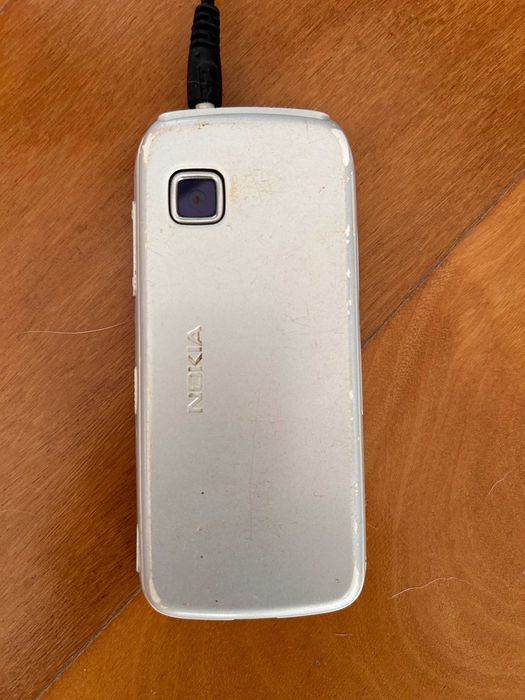 Telemovel Nokia a funcionar