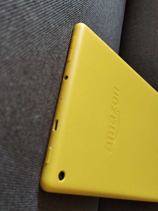 Планшет Amazon Fire HD 8 (8th Gen) 1,5/16Гб у відмінному стані