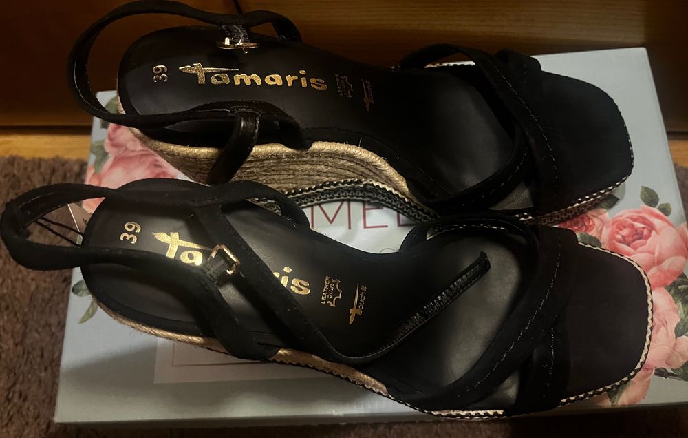 Босоніжки Tamaris нові, оригінал, 39 (маломірять)