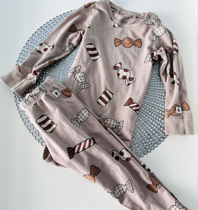 Komplet body leginsy r.86 cukierki lindex