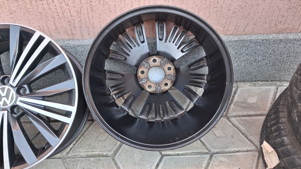 Оригінальні диски титани VW Tiguan Passat  5/112R18 vag