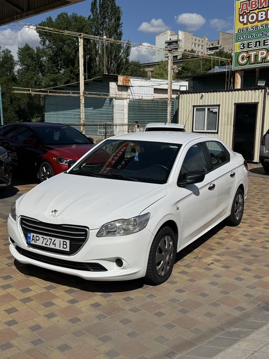 Peugeot 301 2016г. 1.2 газ/бенз