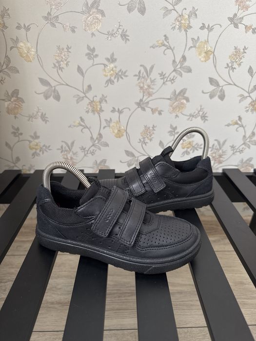 Ecco дитячі шкіряні кросівки на хлопчика кеди р. 30 оригінал нові екко