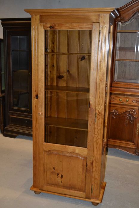 witryna stylowa . sosna .antisol