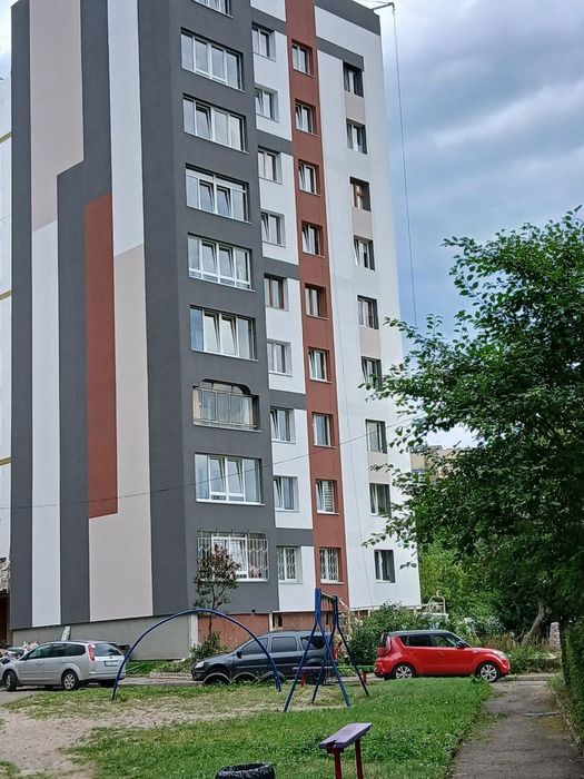 Продається частка квартири