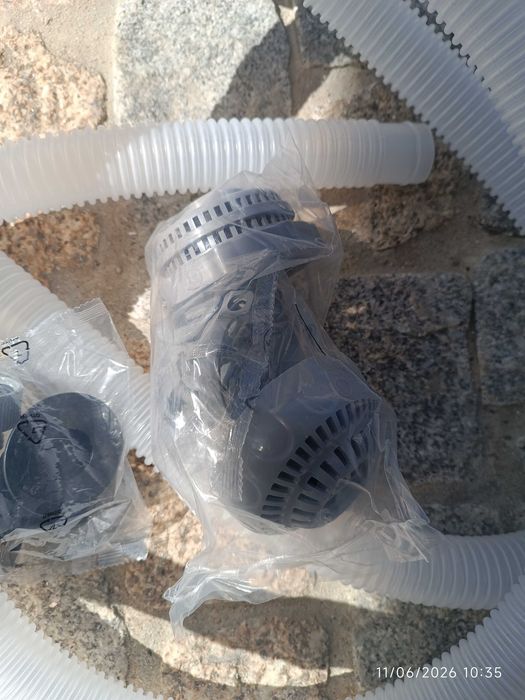 Bomba para filtrar água de piscina (nova)
