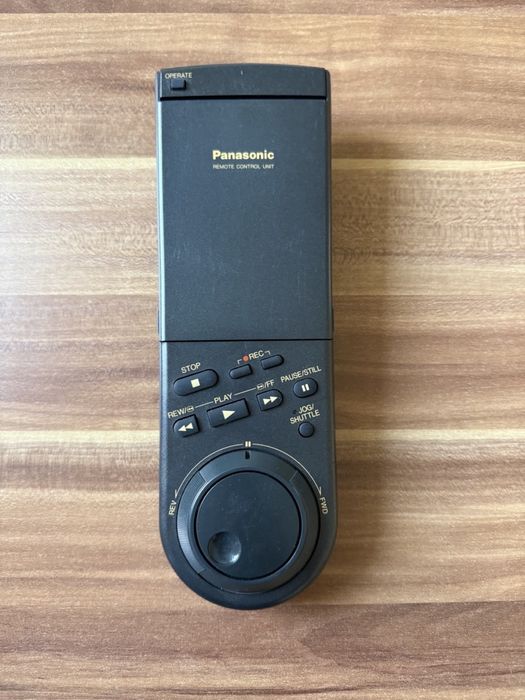 Відеомагнітофон Panasonic NV-FS100 S-VHS (Hi-Fi Stereo)