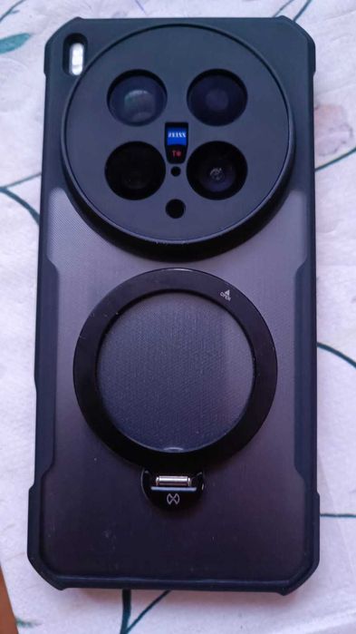 VIVO x200ultra 12+12 / 256 gb