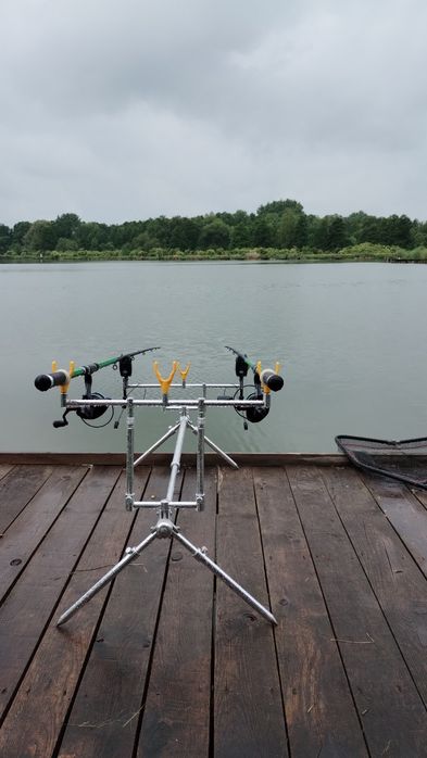 Wędki karpiowe tel.feeder +rodpod i pokrowiec.