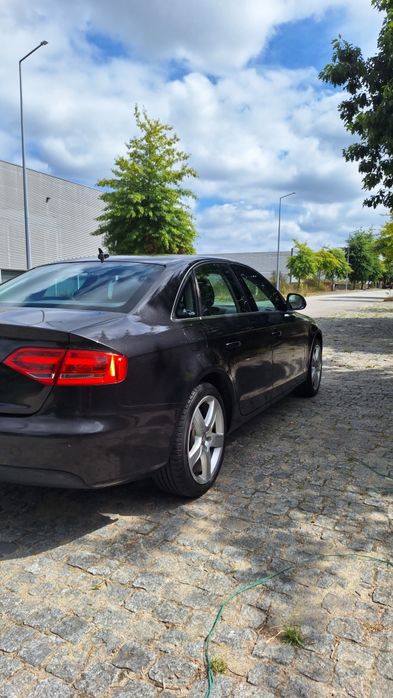 Audi A4 B8 2.0tdi 143cv foto 4