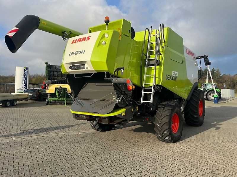 Комбайн KLAAS LEXION 670