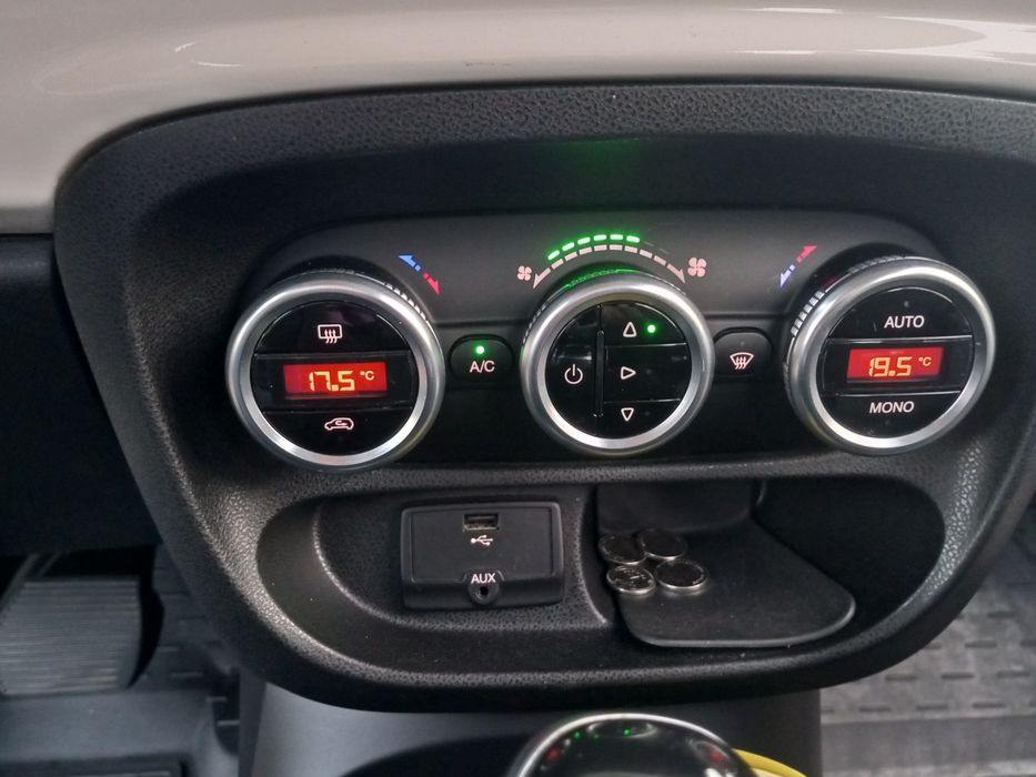 Fiat 500 L продам