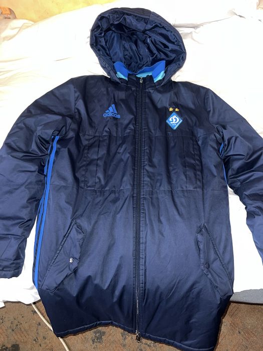 Пуховик зимовий.