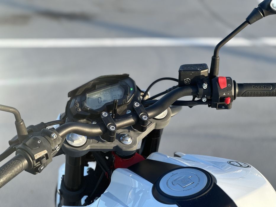 Benelli BN 125 - Oportunidade!