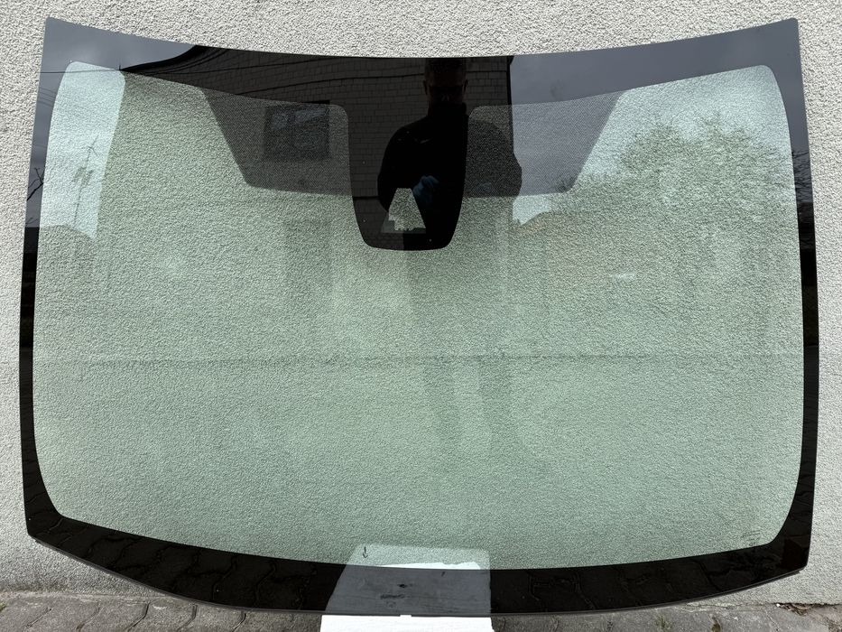 Toyota Corolla E21  / szyba przednia czołowa Kamera