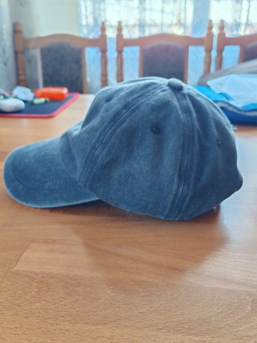 Кепка  з вишивкою гір у вінтажному стилі