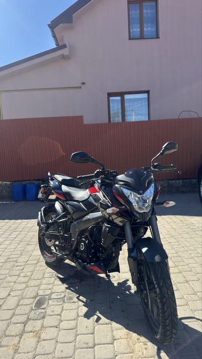 Мотоцикл bajaj pulsar ns200