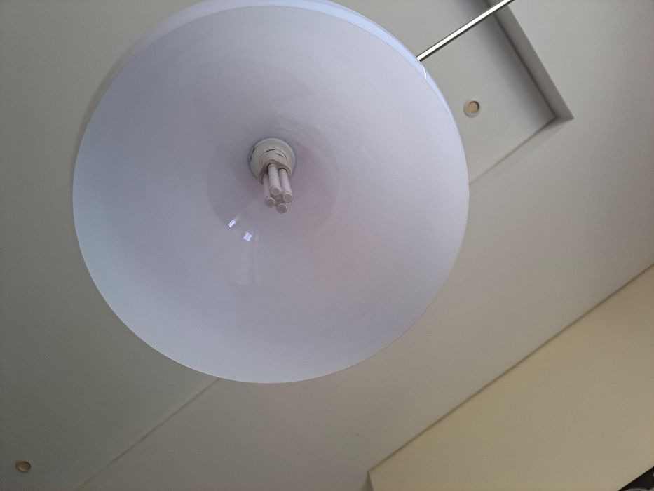 Candeeiro branco pedra mármore ba base.