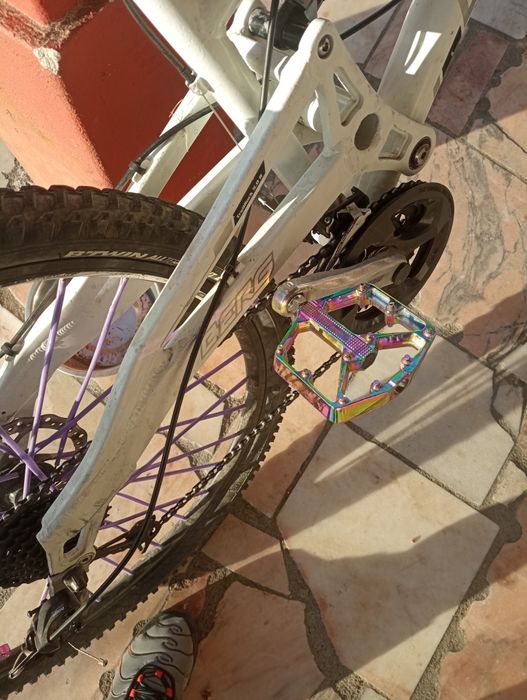 Vendo ou troco por bicicleta de downhill