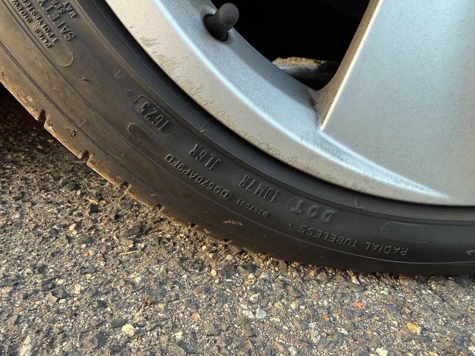 Opony letnie DUNLOP/HANKOOK 225/45/17 KOMPLET