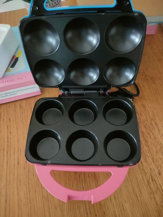Máquina para fazer cupcakes