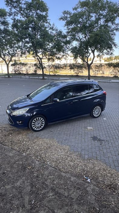 Ford Grand C-Max 7 lugares — photo 2