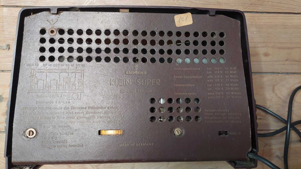 Rádio Antigo a Válvulas Siemens Kleinsuper 53 (Anos 50) – Vintage / Coleção Descrição: