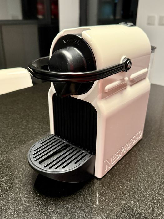 Maquina Nespresso Pixie Krups XN100