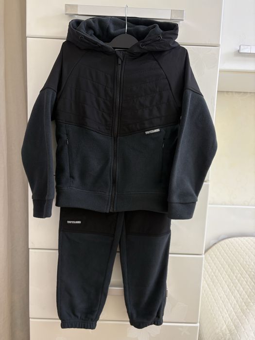 Флісовий спортивний костюм 140 Sinsay