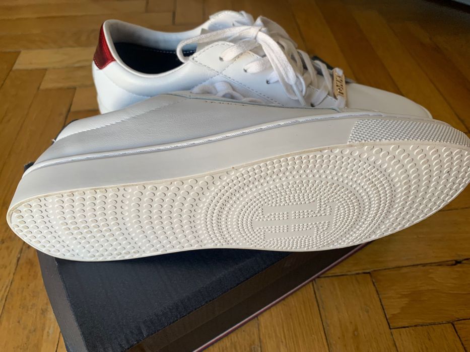 Buty sportowe Tommy Hilfiger damskie