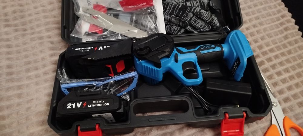 Mini piła łańcuchowa BL Motor bruxelles akumulatowa gratis wysyłka