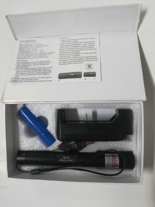 Мощный зеленый лазер  Pointer - 303