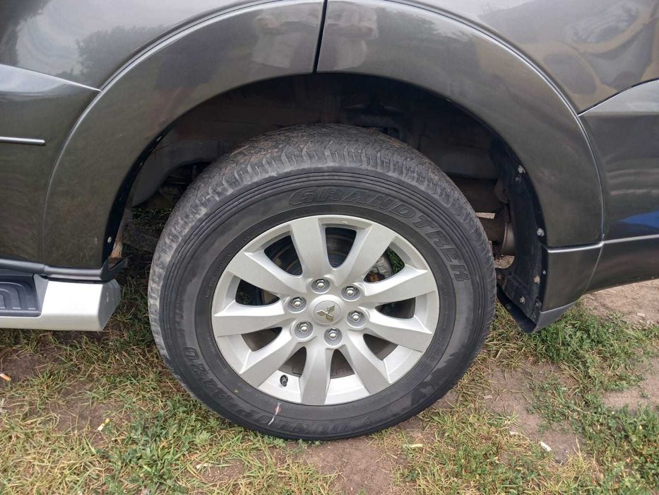 Mitsubishi Pajero Wagon IV