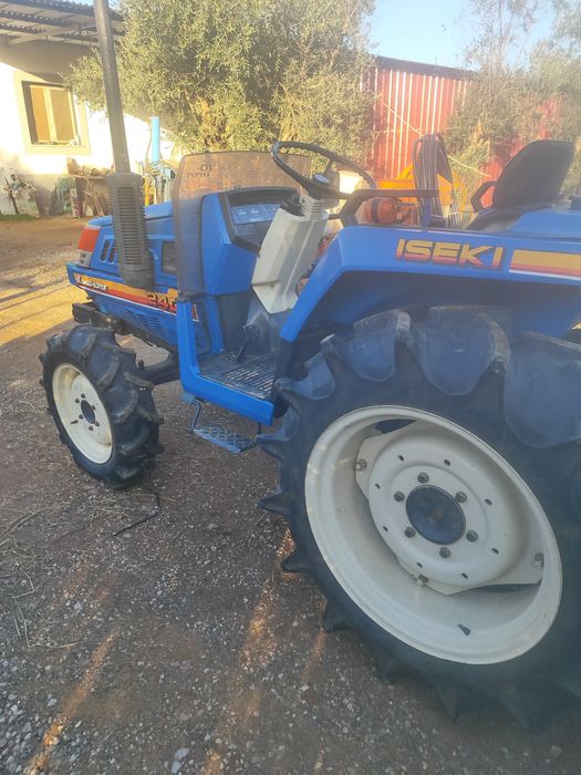 Trator Iseki Landope 240