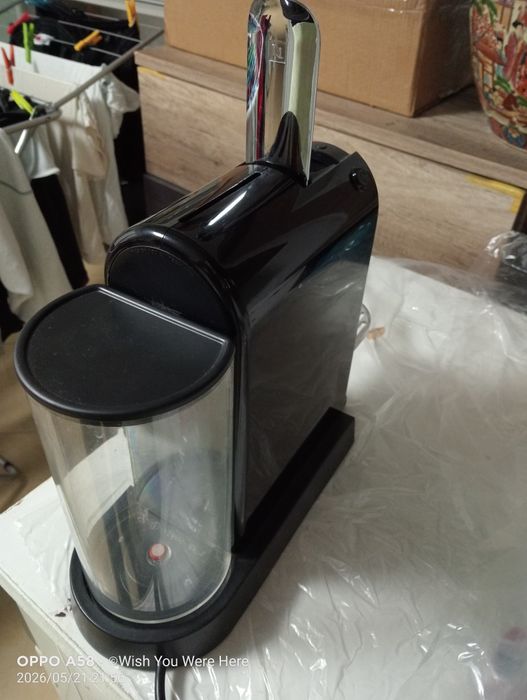 MÁQUINA  de  CAFÉ
