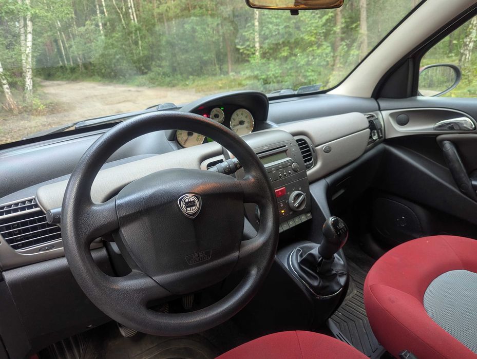 Lancia Ypsilon 2006 1.3jtd