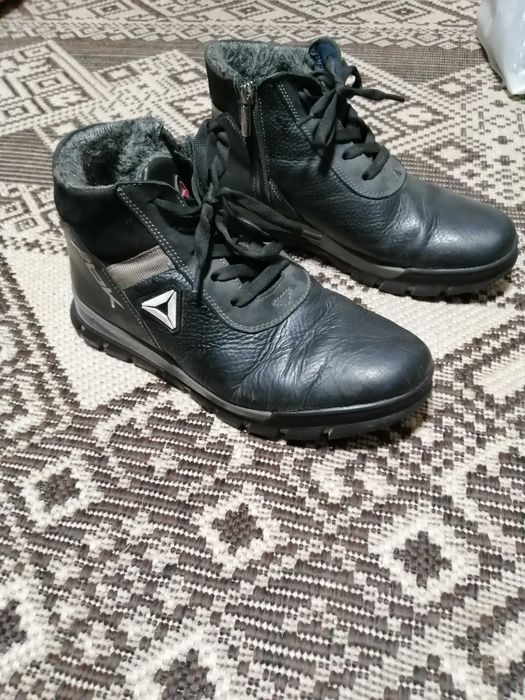 Зимни ботинки 38 розмир