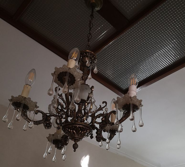 Candeeiro decorativo.