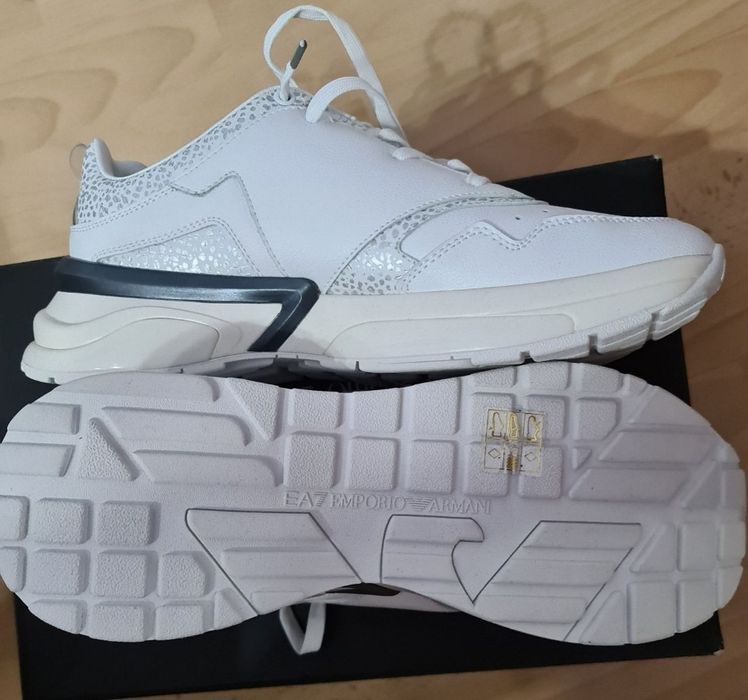 Snakersy emporio armani.