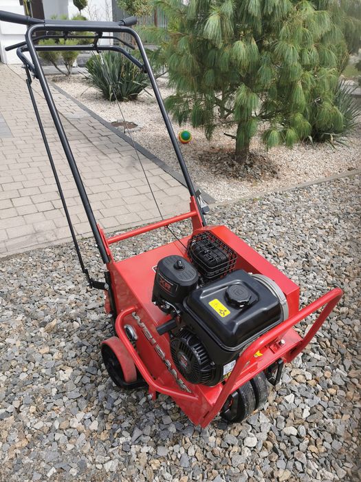 Wypozyczenie aeratora rurkowego posypywarki do piasku