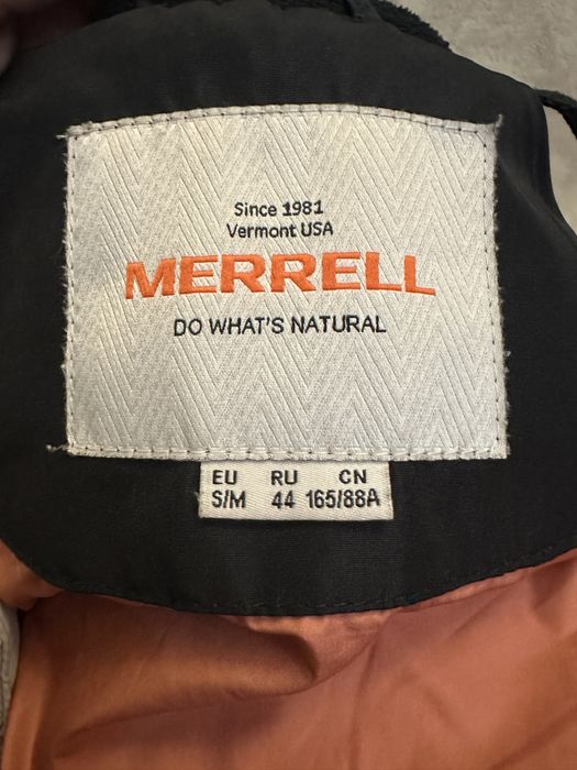 жіночий теплий пуховик Merrell