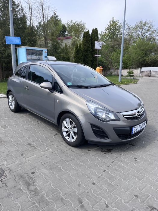 Opel  Corsa 1.4 2014