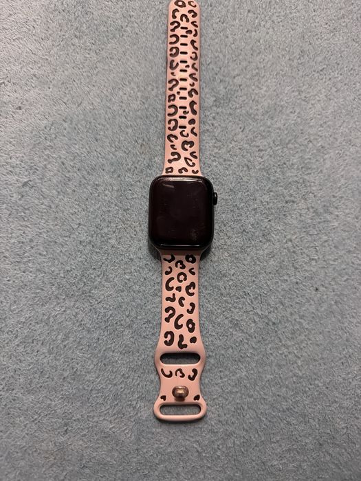 Обміняю годинник Apple watch se 2 44mm