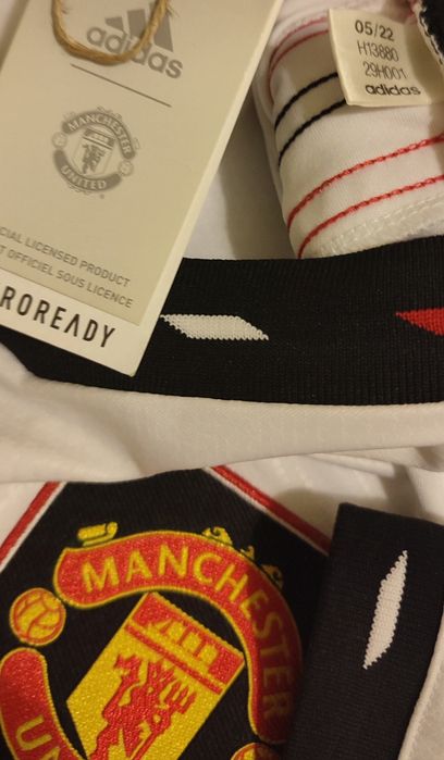 Camisola oficial do Manchester United / Adidas