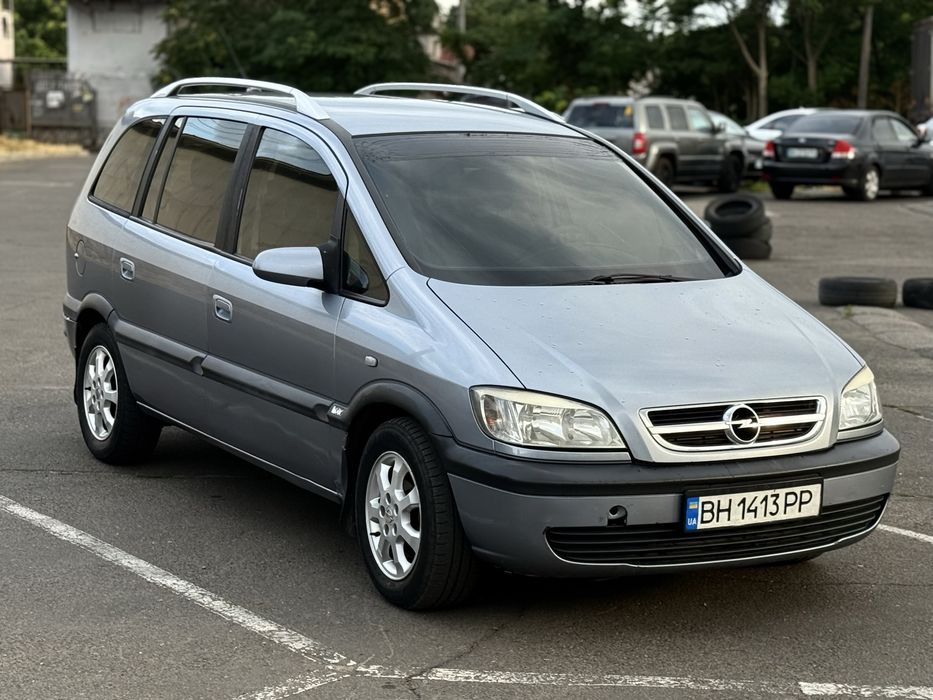 Opel Zafira 2004г 2.0TD Автомат