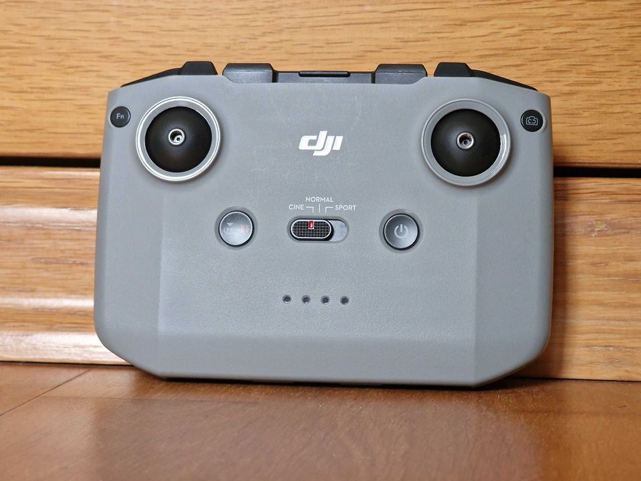 DJI Mini 2 (Fly More Combo) + Acessórios e Mala