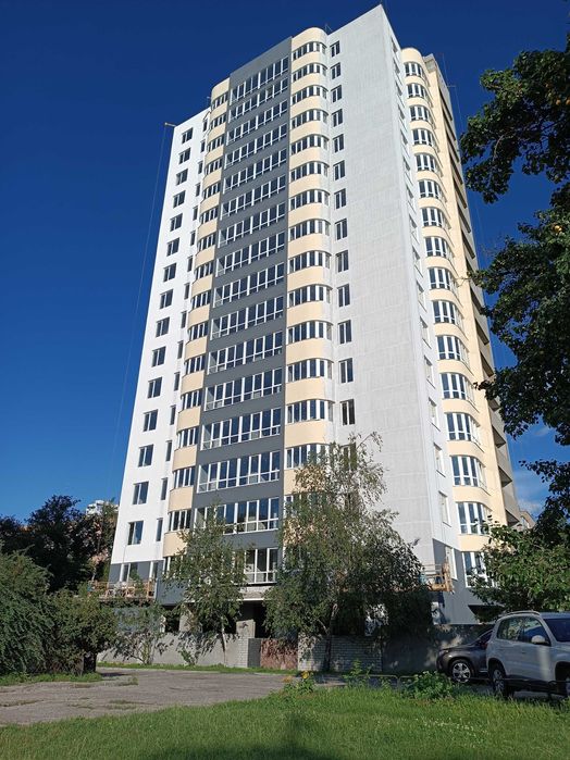 ЄОСЕЛЯ Центр 1к квартира 56м.кв вул. Благовісна 210 м. Черкаси